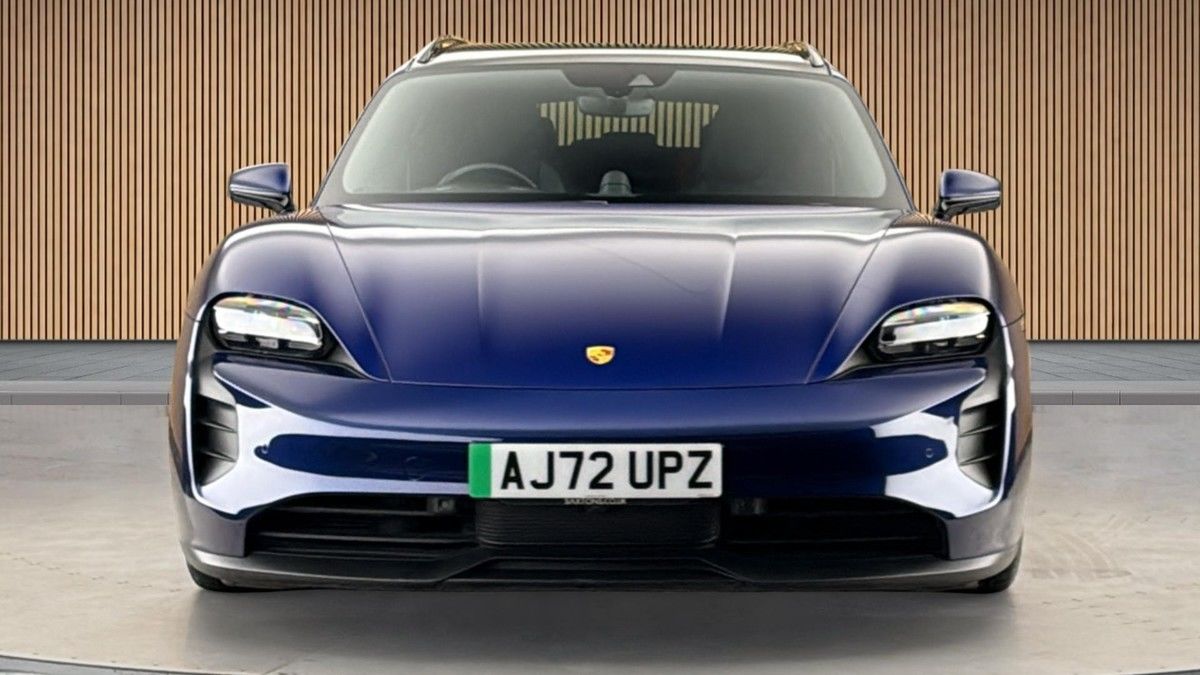 Porsche Taycan Image 4