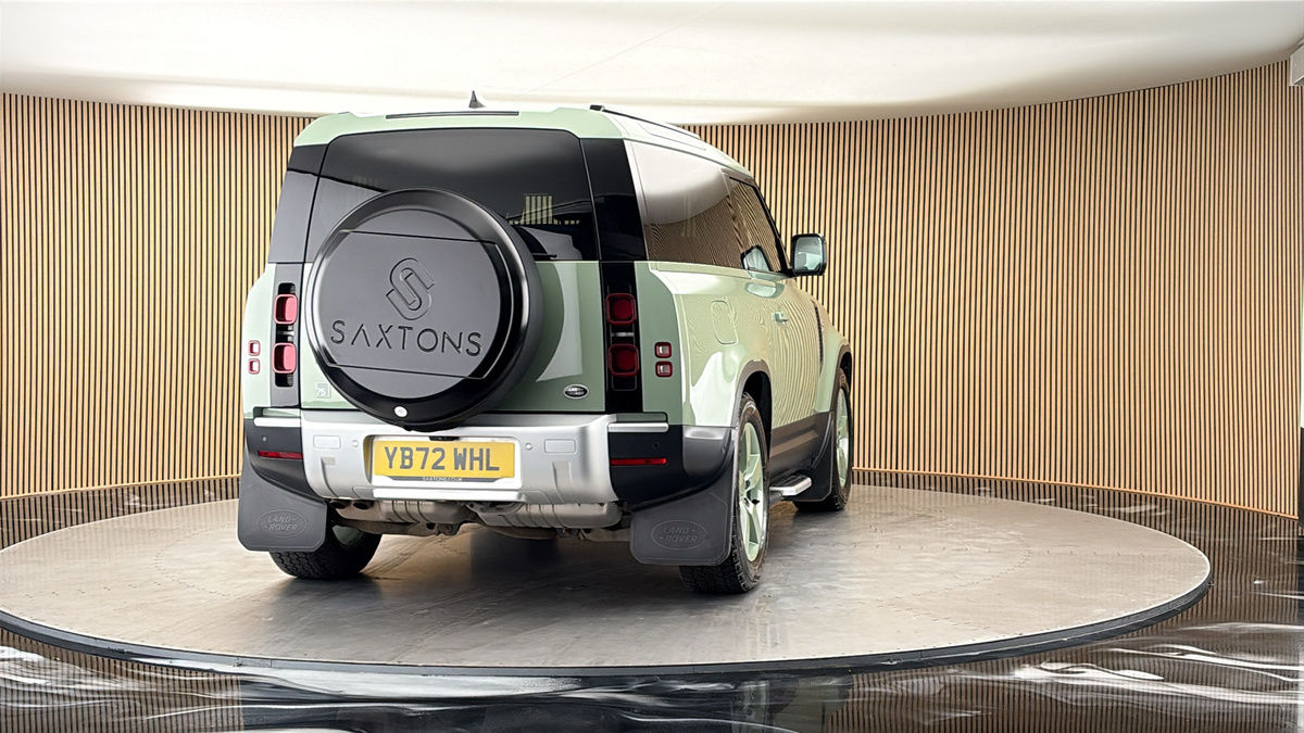 More views of Land Rover Defender 90