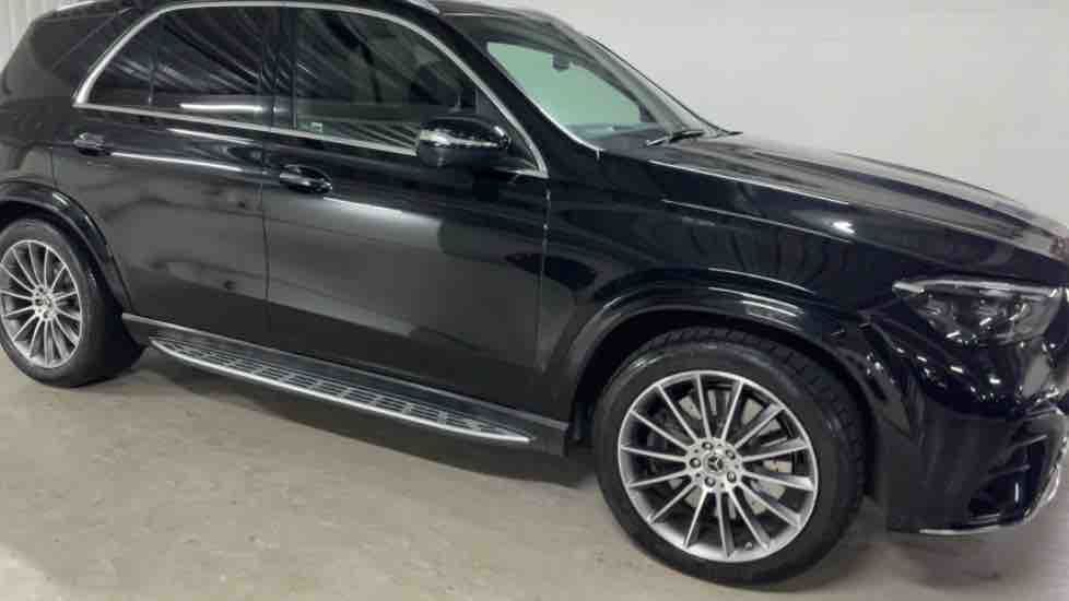 More views of Mercedes-Benz GLE