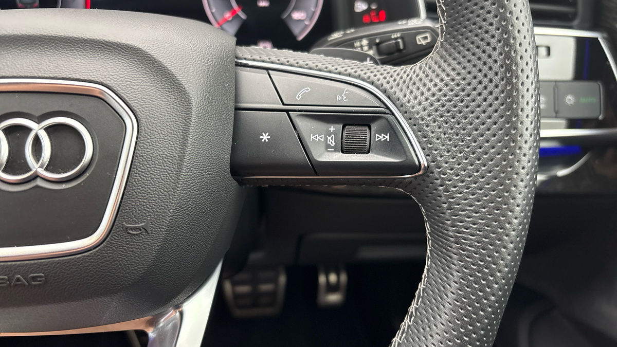 Audi Q7 Image 14