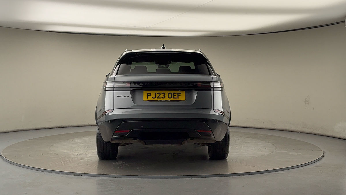 Land Rover Range Rover Velar Image 4