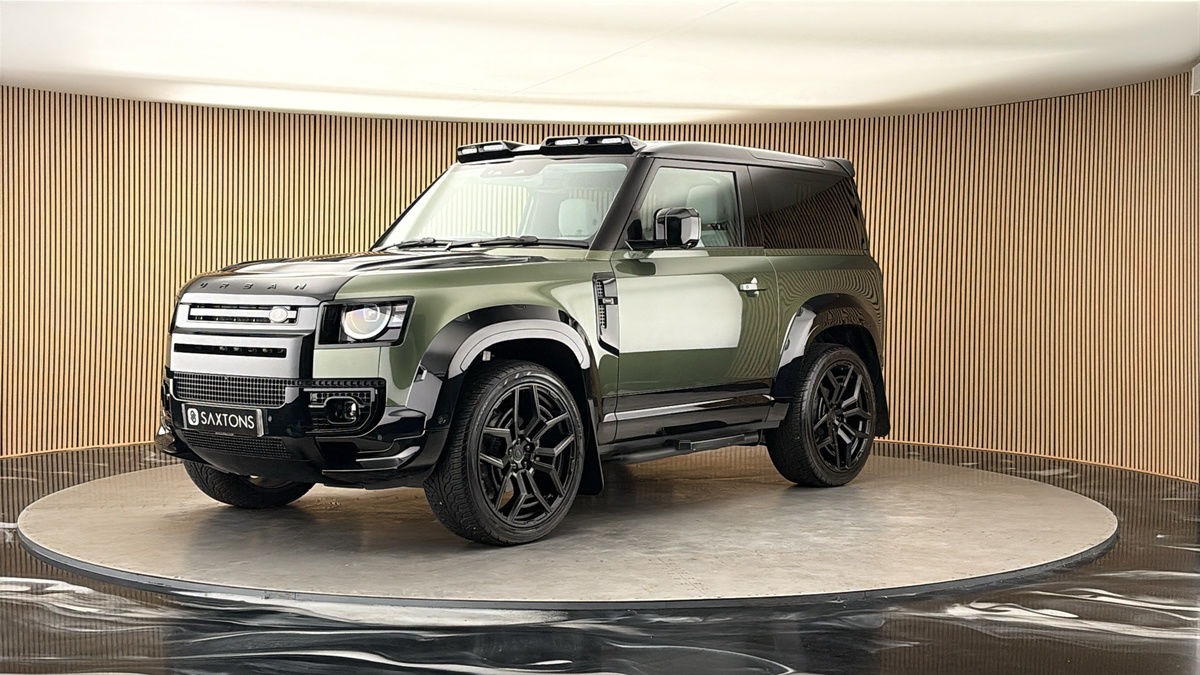 Land Rover Defender 90 Urban Image 20