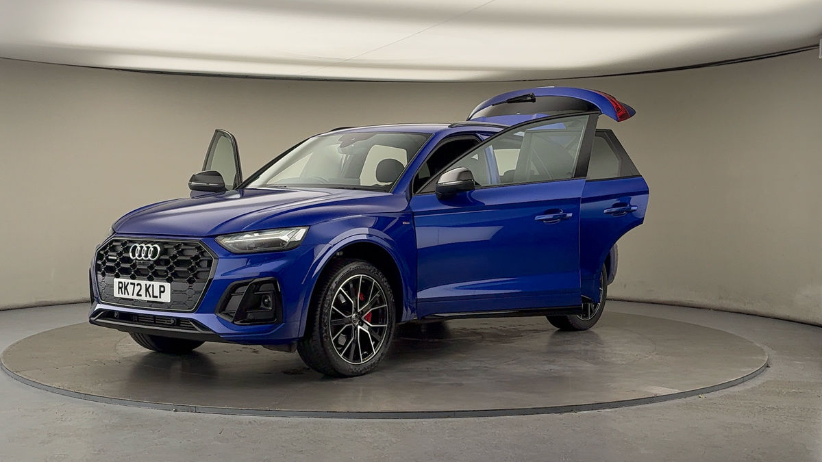 More views of Audi Q5