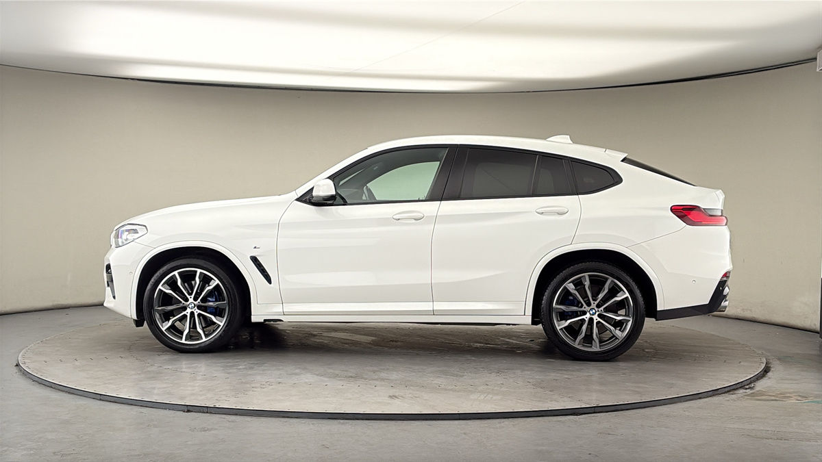 More views of BMW X4