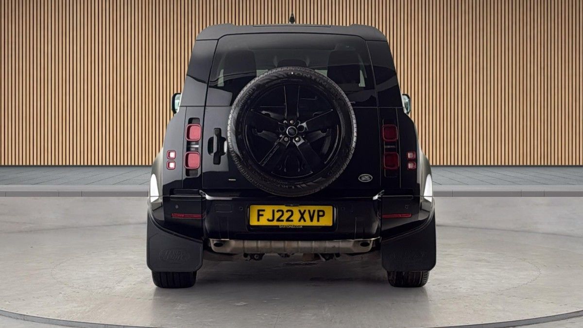 Land Rover Defender 90 Image 4