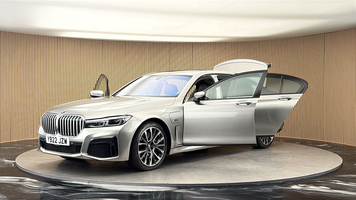 More views of BMW 7 Series
