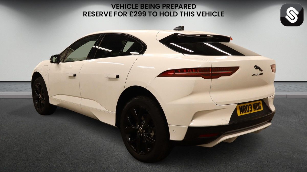 Jaguar I-PACE Image 3