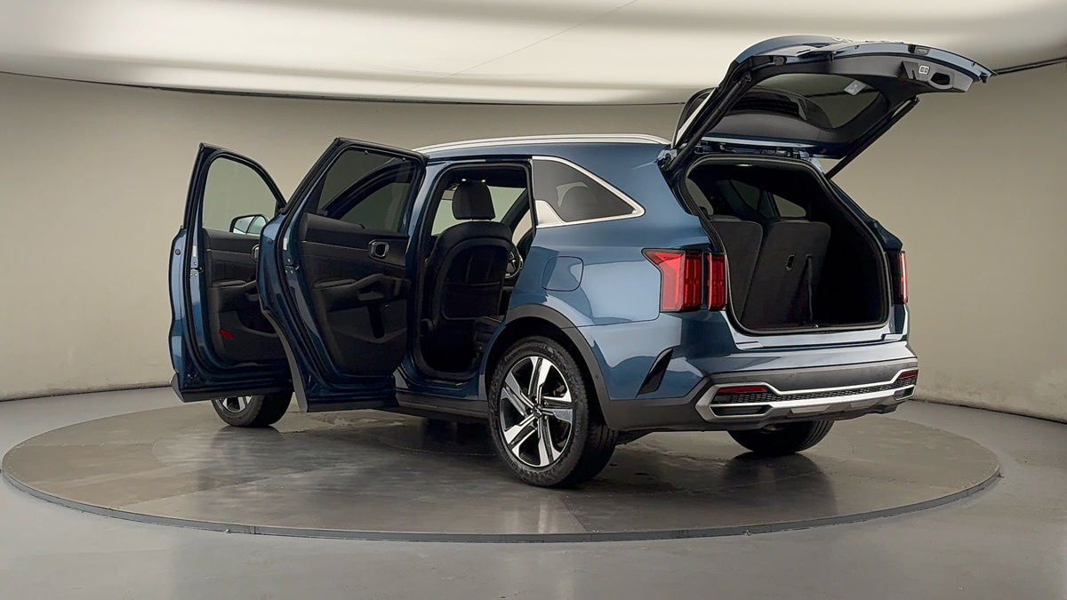 More views of Kia Sorento