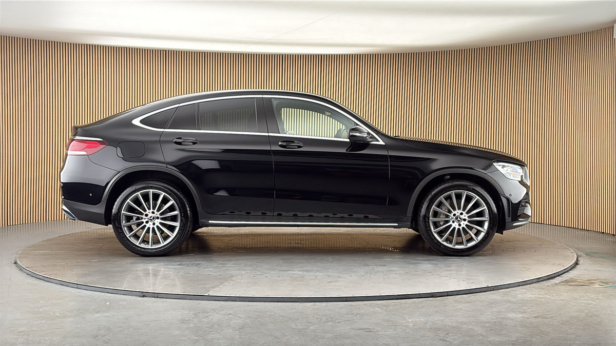 Mercedes-Benz GLC Image 16