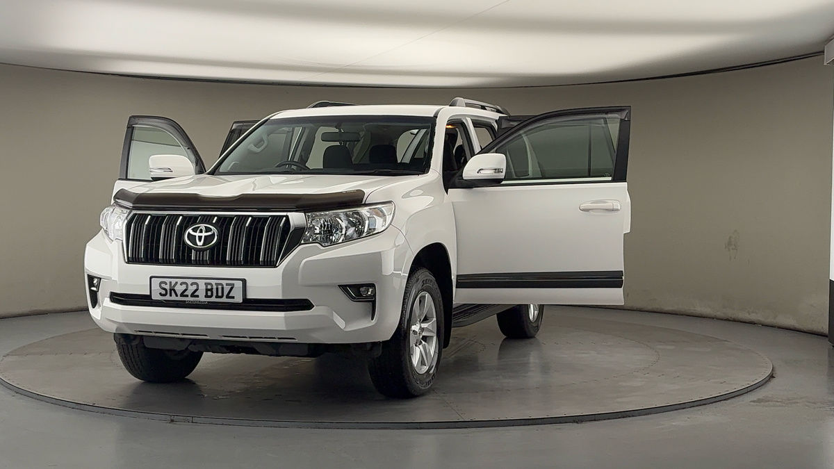 More views of Toyota Land Cruiser