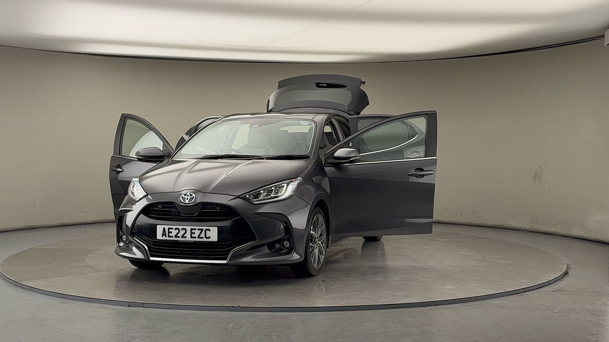 More views of Toyota Yaris