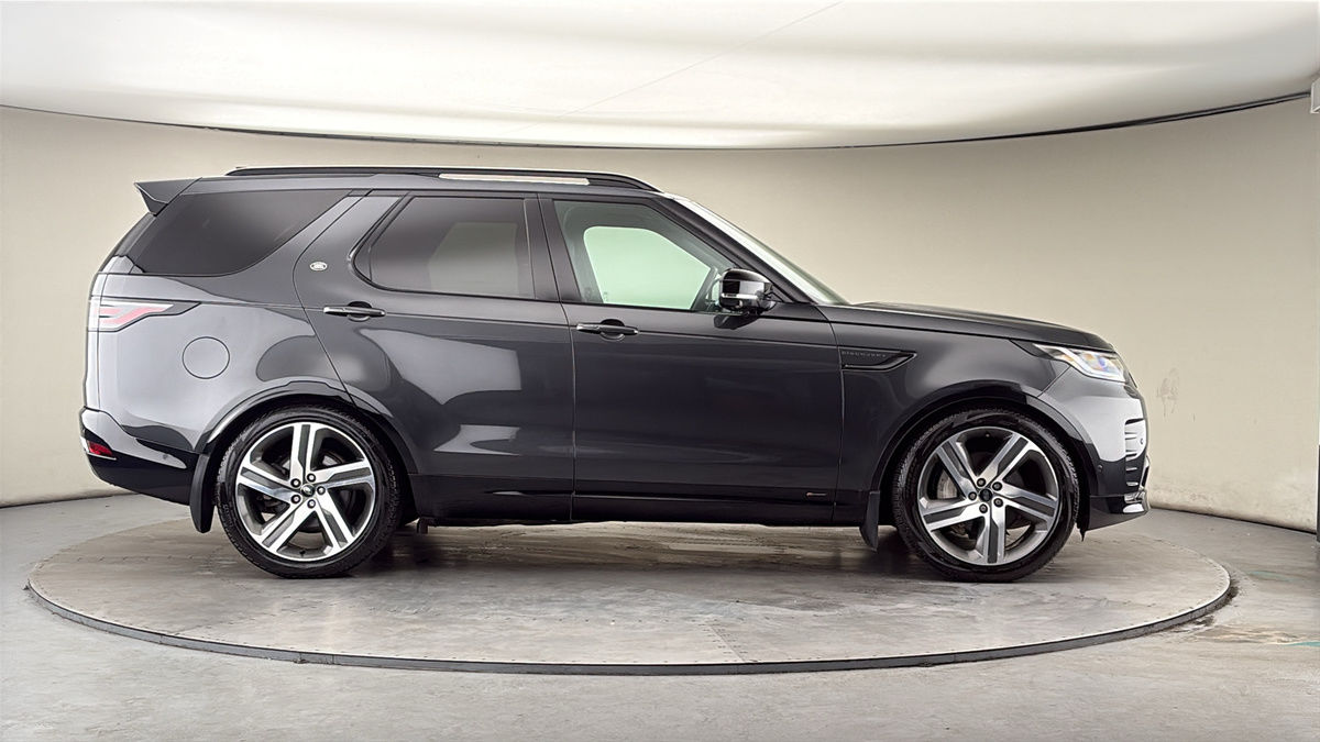 Land Rover Discovery Image 16