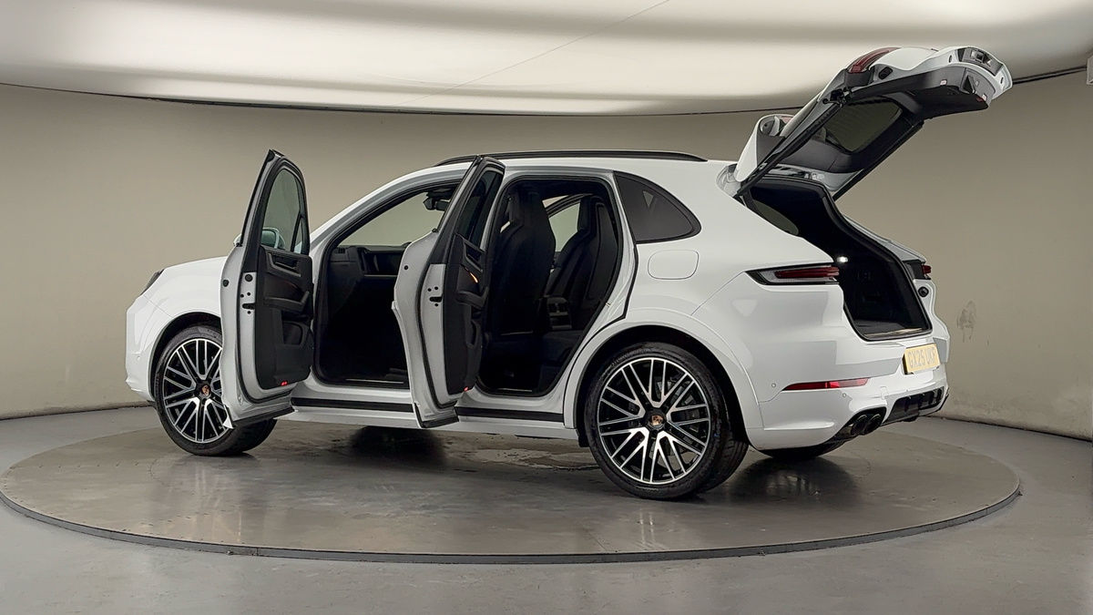 More views of Porsche Cayenne