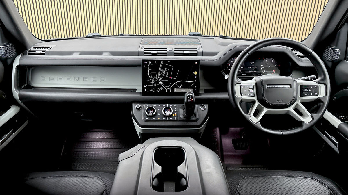 More views of Land Rover Defender 110