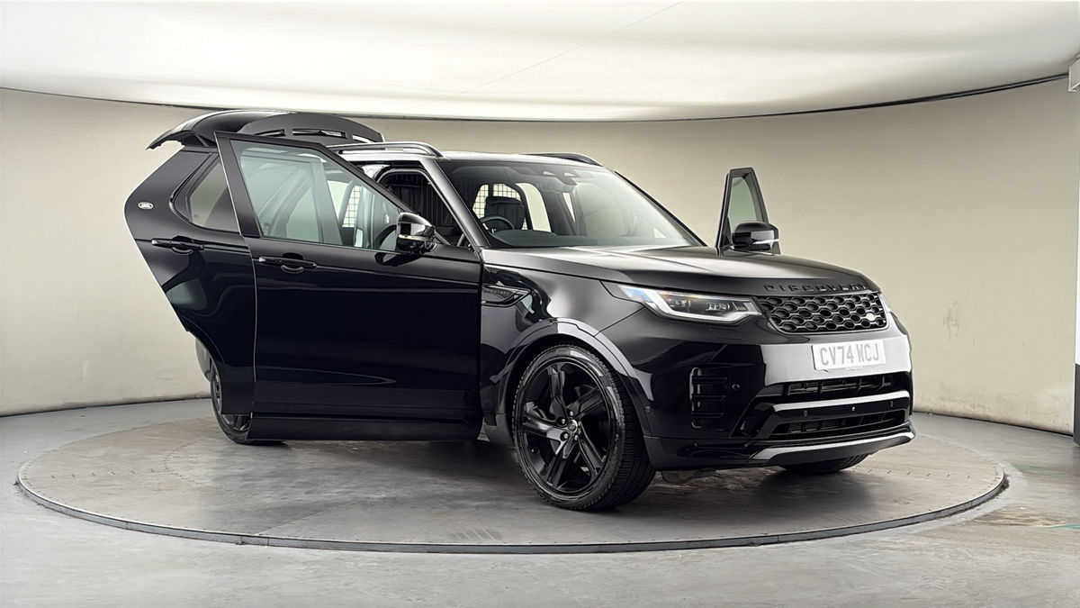 More views of Land Rover Discovery