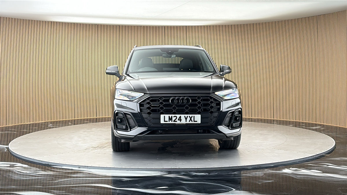 More views of Audi Q5