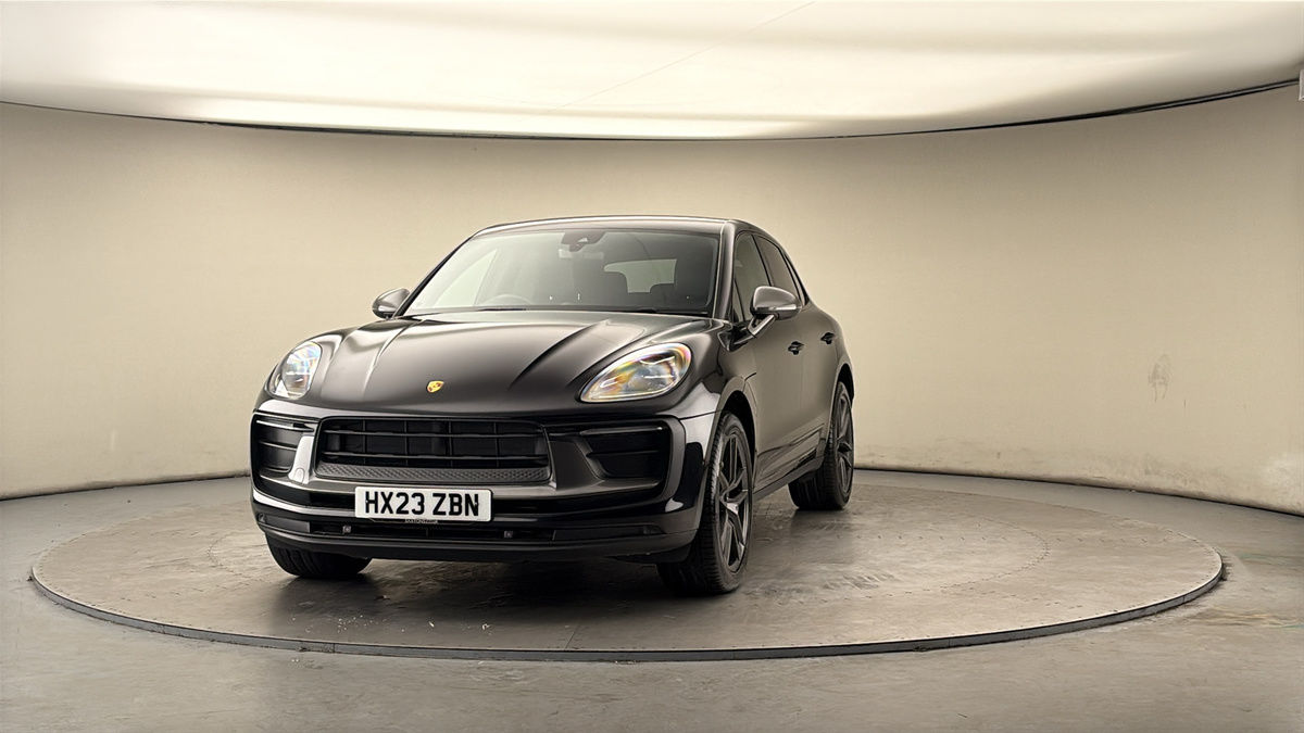 More views of Porsche Macan