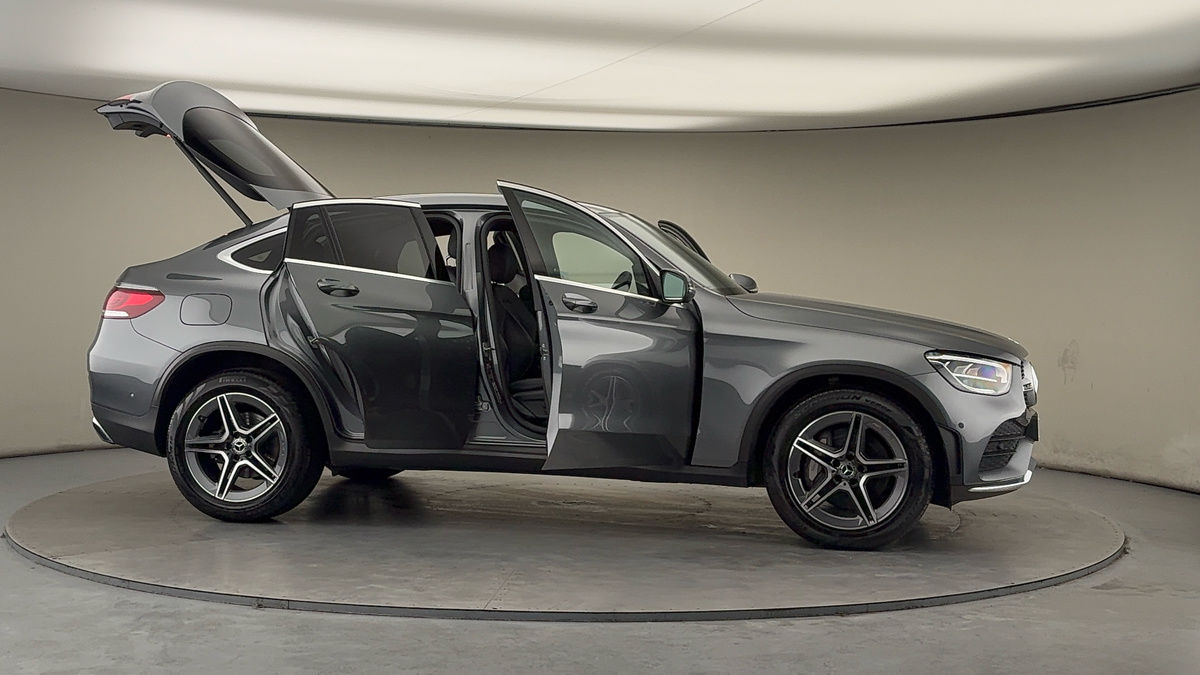 More views of Mercedes-Benz GLC