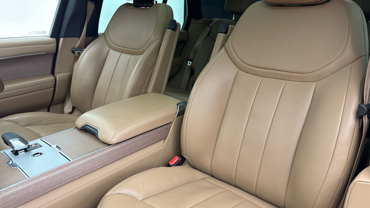 Land Rover Range Rover Image 7