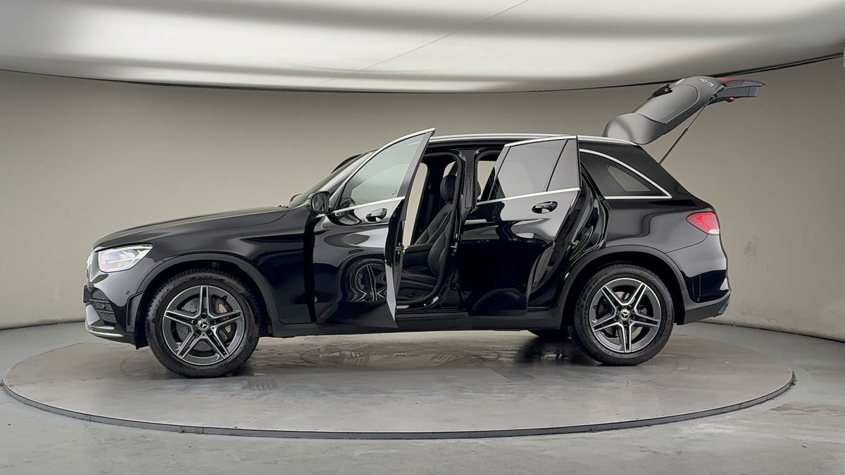 More views of Mercedes-Benz GLC