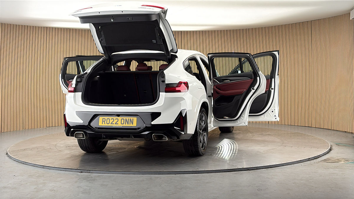 More views of BMW X4