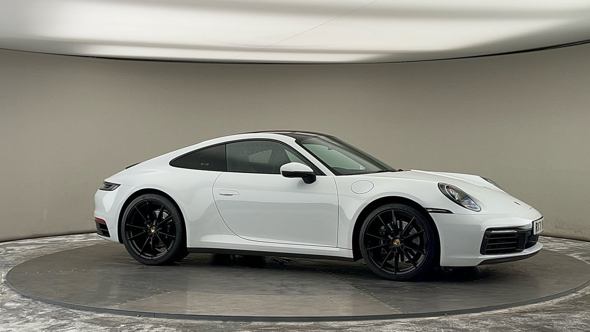 More views of Porsche 911