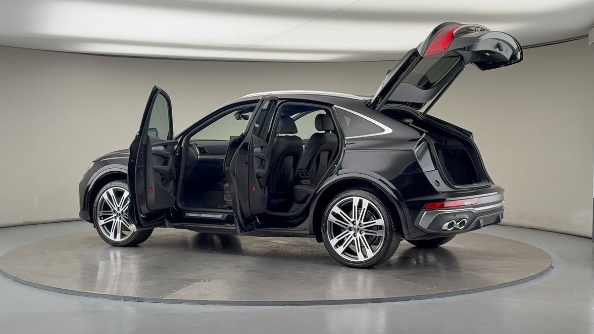 More views of Audi SQ5