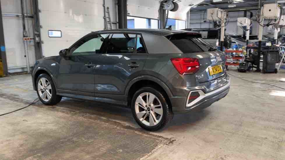 More views of Audi Q2
