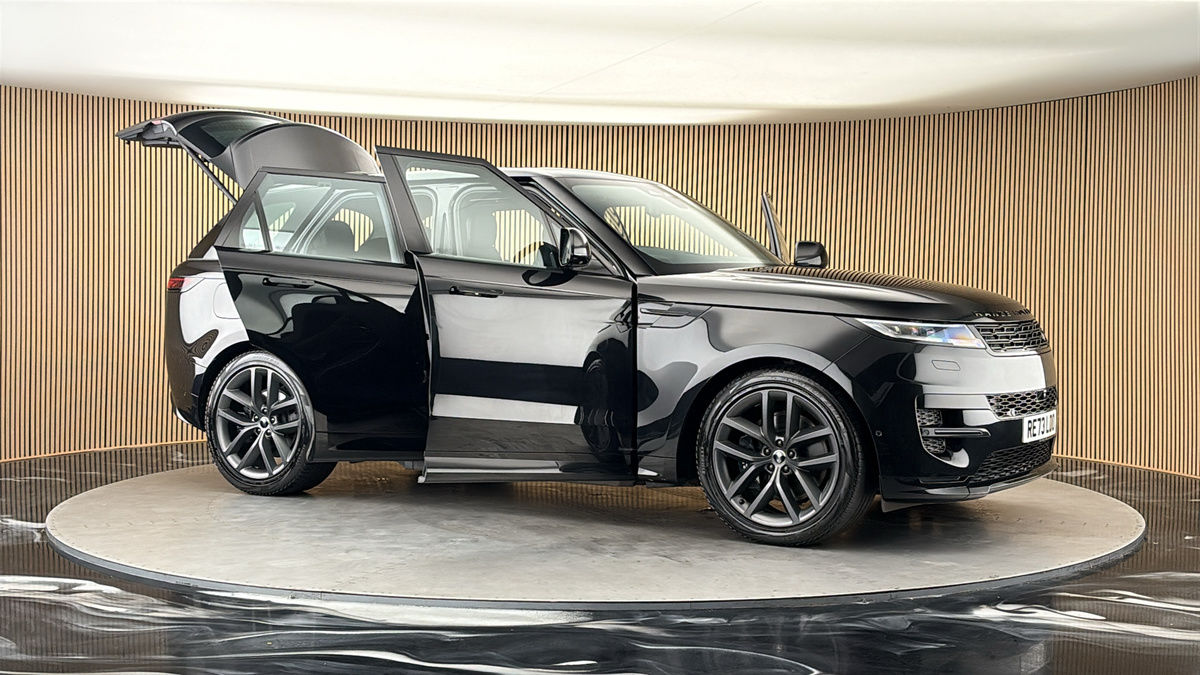 More views of Land Rover Range Rover Sport
