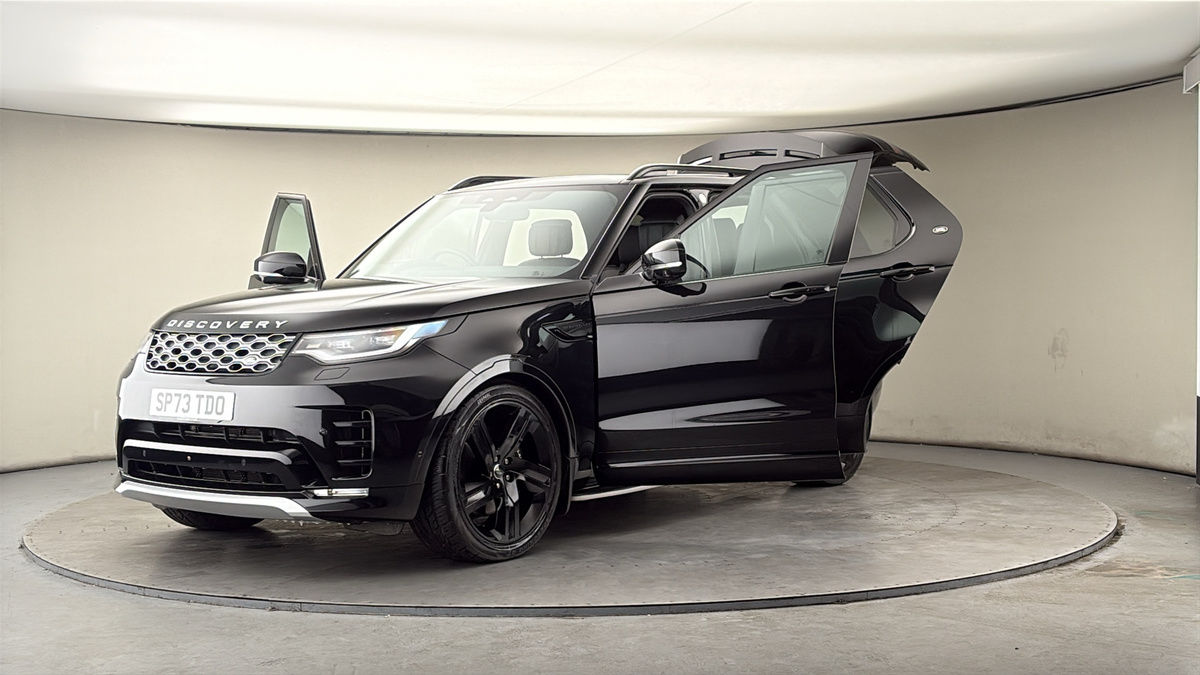 More views of Land Rover Discovery