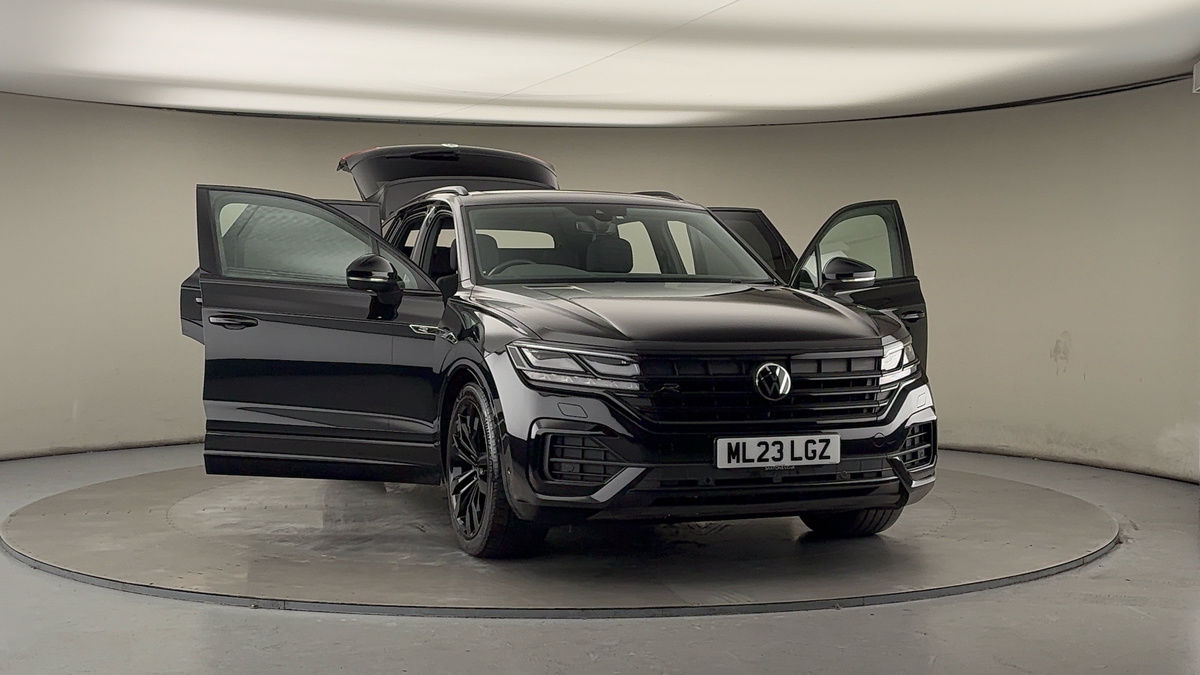 More views of Volkswagen Touareg