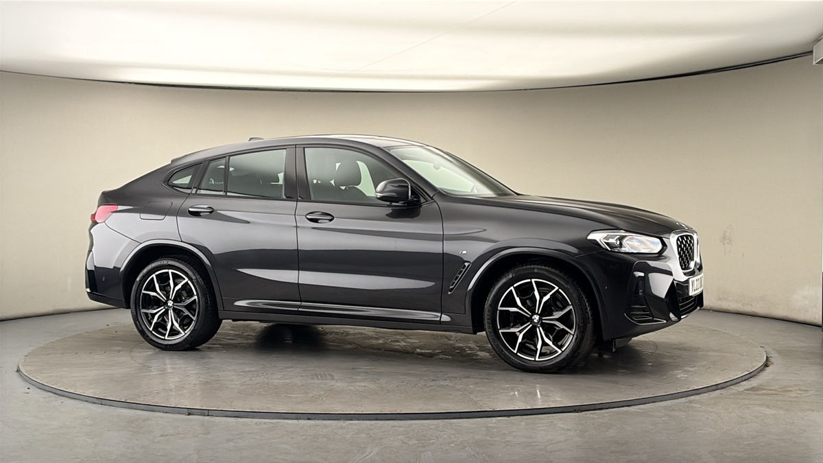 More views of BMW X4