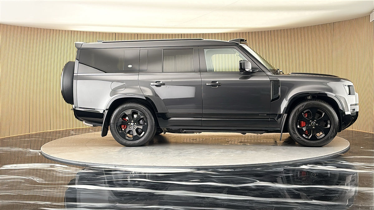 More views of Land Rover Defender 130