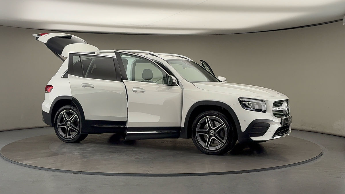 More views of Mercedes-Benz GLB