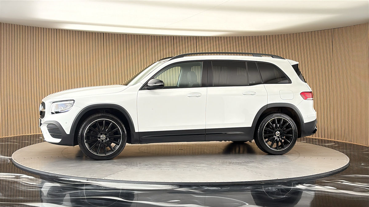 More views of Mercedes-Benz GLB
