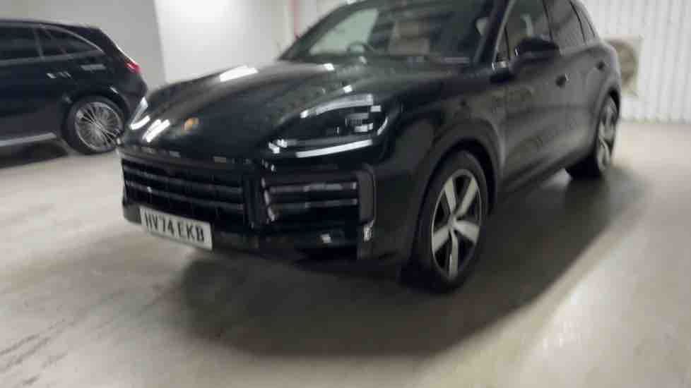 More views of Porsche Cayenne