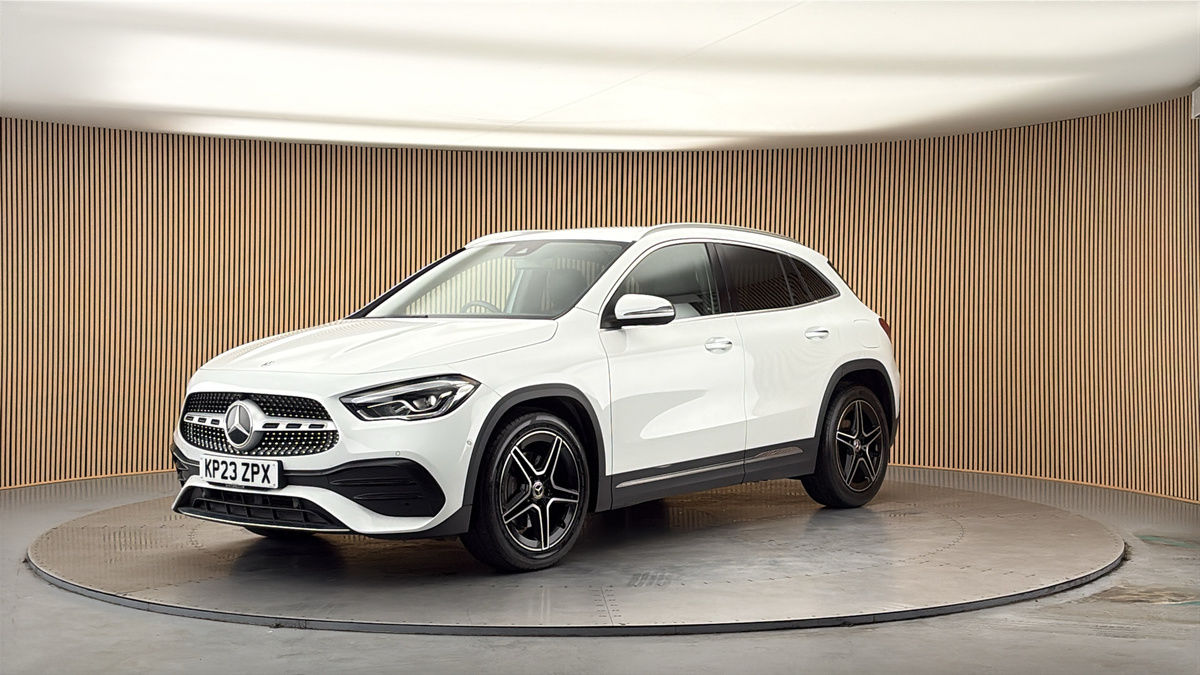 Mercedes-Benz GLA Image 20