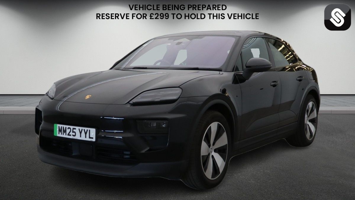 Porsche Macan Image 2
