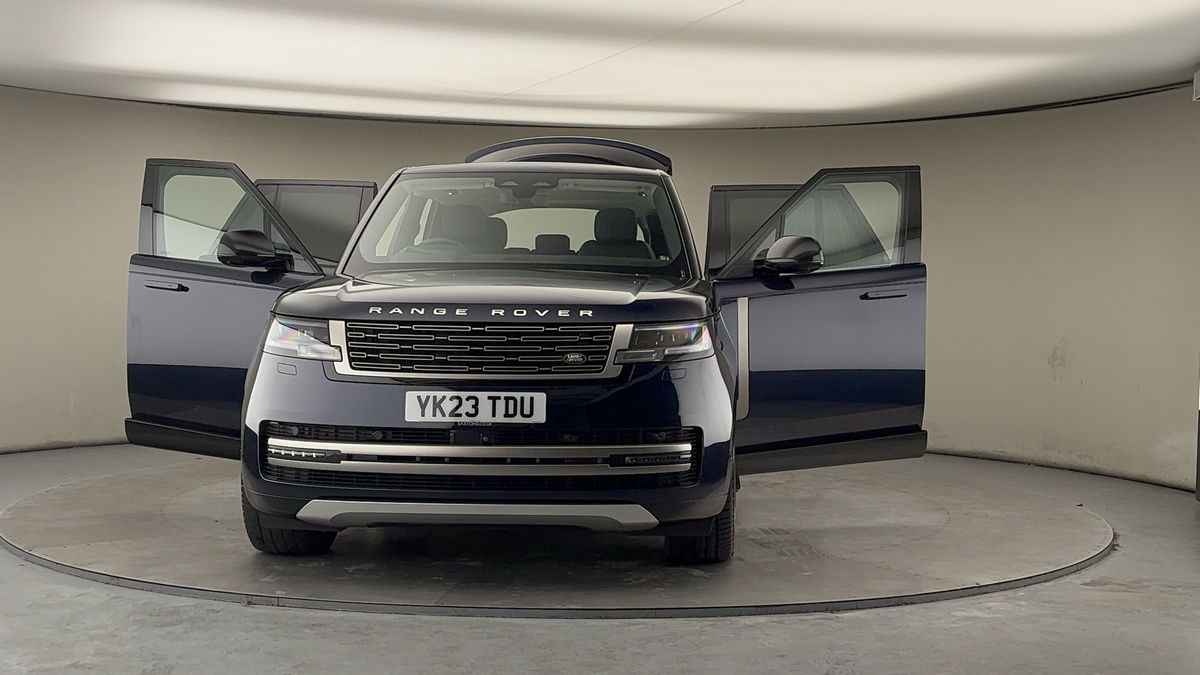 More views of Land Rover Range Rover