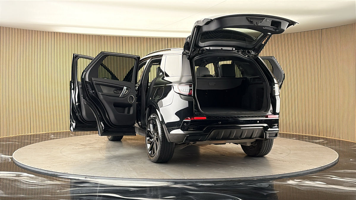More views of Land Rover Discovery Sport