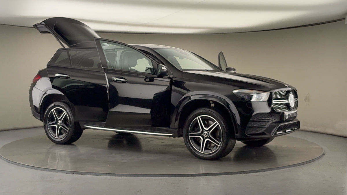 More views of Mercedes-Benz GLE