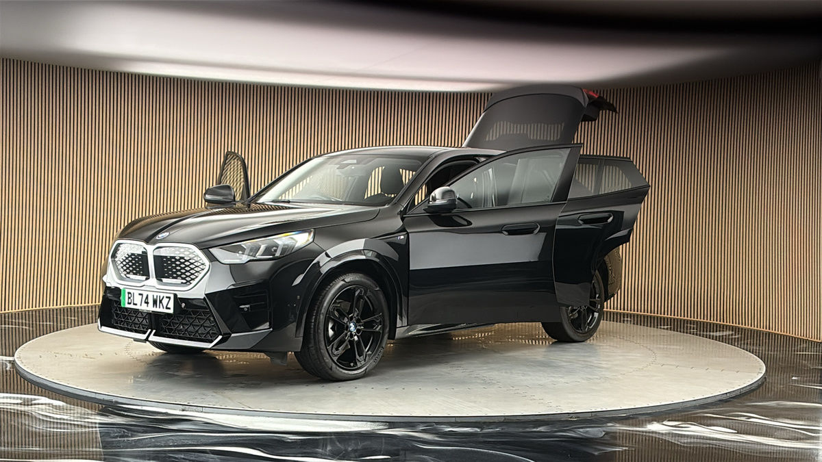 BMW iX2 Image 22