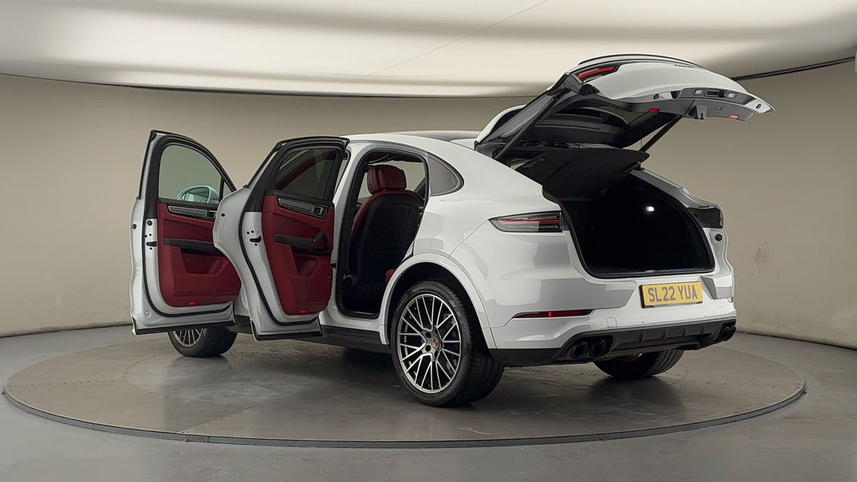 More views of Porsche Cayenne