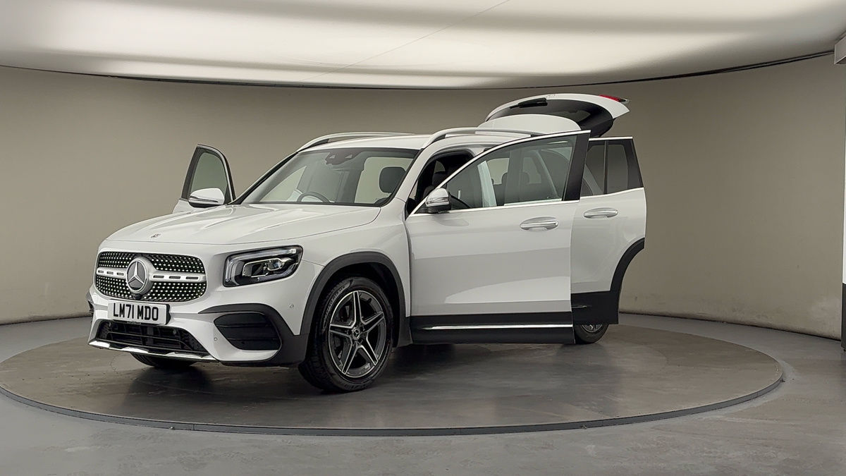 More views of Mercedes-Benz GLB