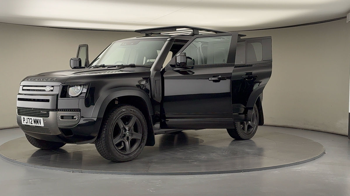 More views of Land Rover Defender 110
