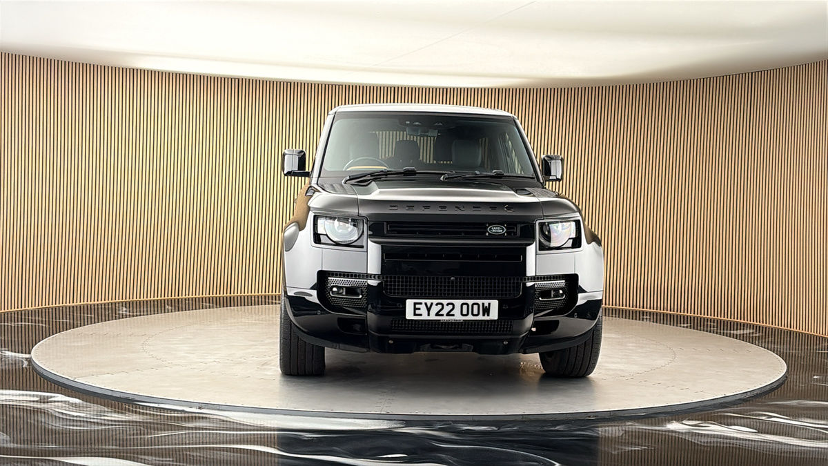 More views of Land Rover Defender 90