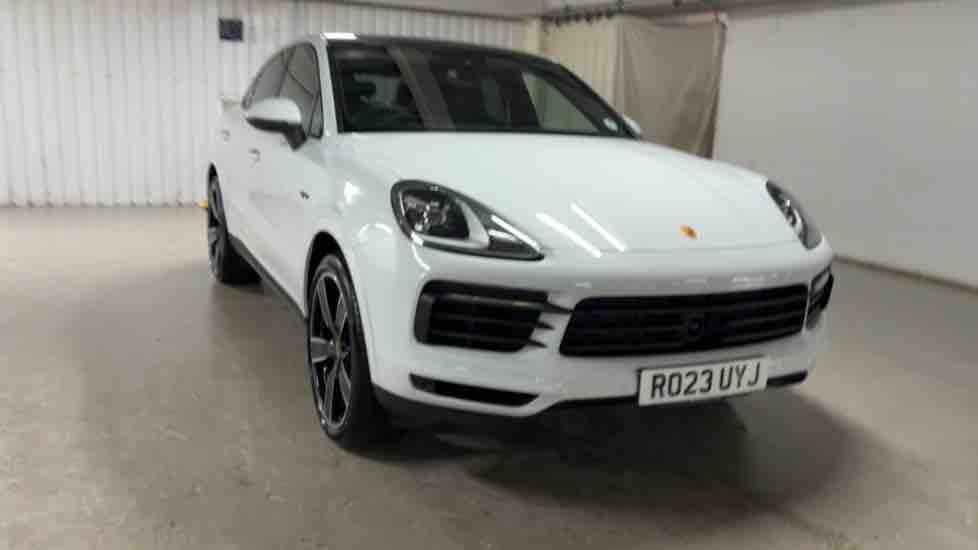 More views of Porsche Cayenne