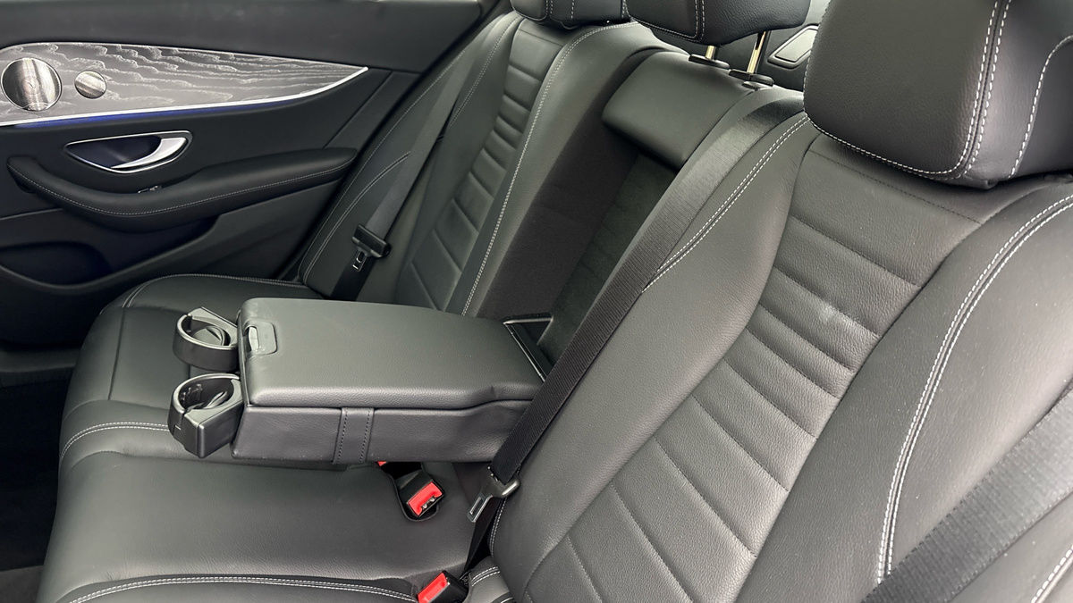 Mercedes-Benz E Class Image 9