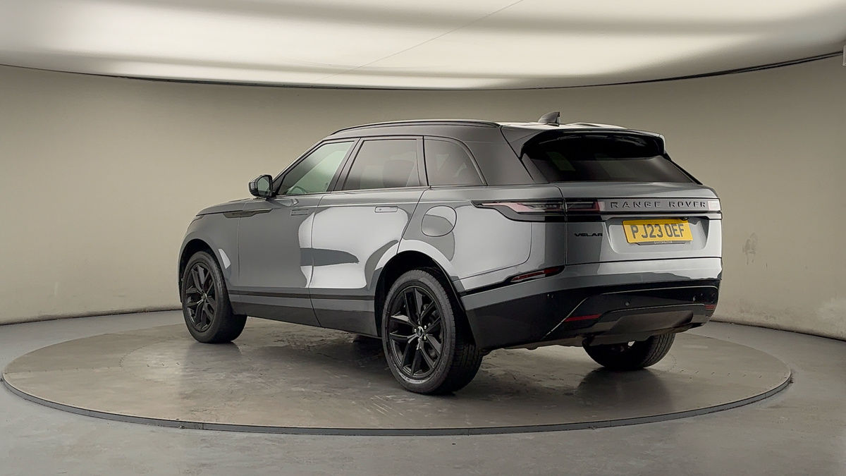 Land Rover Range Rover Velar Image 2