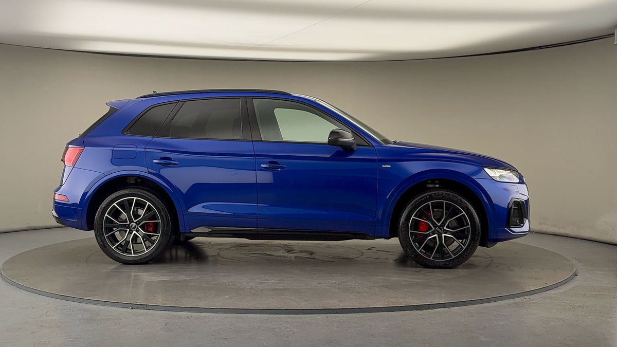 More views of Audi Q5